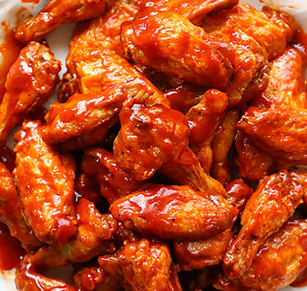 hot wings with beer